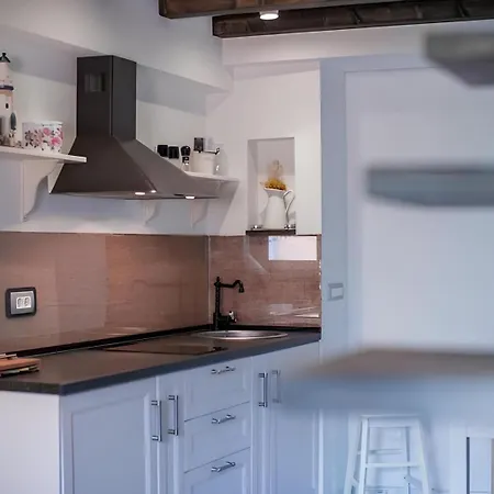 Riva 2 Appartamento *