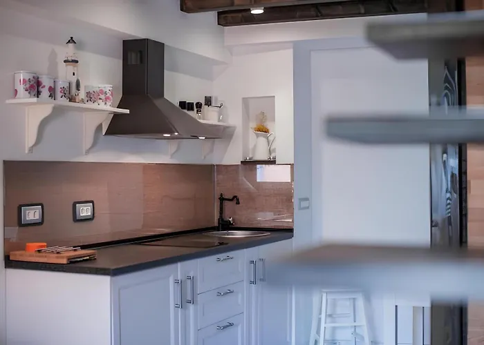 Riva 2 Appartamento *