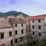 Riva 2 Apartamento
